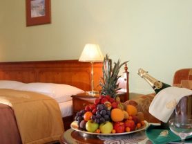 Подарите себе отдых в Чехии! ✈ Большой выбор горящих туров и путевок в Чехию от туроператора All-Czech. ✓Оптимальные цены. Звоните сейчас ☎ (044) 592-68-22