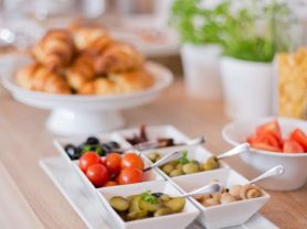 Подарите себе отдых в Чехии! ✈ Большой выбор горящих туров и путевок в Чехию от туроператора All-Czech. ✓Оптимальные цены. Звоните сейчас ☎ (044) 592-68-22