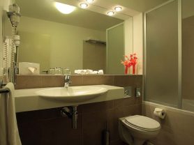 Подарите себе отдых в Чехии! ✈ Большой выбор горящих туров и путевок в Чехию от туроператора All-Czech. ✓Оптимальные цены. Звоните сейчас ☎ (044) 592-68-22