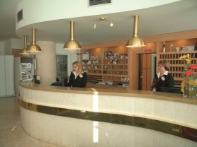 Подарите себе отдых в Чехии! ✈ Большой выбор горящих туров и путевок в Чехию от туроператора All-Czech. ✓Оптимальные цены. Звоните сейчас ☎ (044) 592-68-22