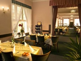 Подарите себе отдых в Чехии! ✈ Большой выбор горящих туров и путевок в Чехию от туроператора All-Czech. ✓Оптимальные цены. Звоните сейчас ☎ (044) 592-68-22