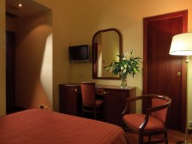 Подарите себе отдых в Чехии! ✈ Большой выбор горящих туров и путевок в Чехию от туроператора All-Czech. ✓Оптимальные цены. Звоните сейчас ☎ (044) 592-68-22