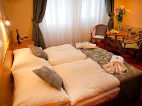 Подарите себе отдых в Чехии! ✈ Большой выбор горящих туров и путевок в Чехию от туроператора All-Czech. ✓Оптимальные цены. Звоните сейчас ☎ (044) 592-68-22