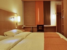 Подарите себе отдых в Чехии! ✈ Большой выбор горящих туров и путевок в Чехию от туроператора All-Czech. ✓Оптимальные цены. Звоните сейчас ☎ (044) 592-68-22