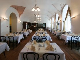 Подарите себе отдых в Чехии! ✈ Большой выбор горящих туров и путевок в Чехию от туроператора All-Czech. ✓Оптимальные цены. Звоните сейчас ☎ (044) 592-68-22