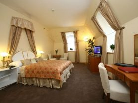 Подарите себе отдых в Чехии! ✈ Большой выбор горящих туров и путевок в Чехию от туроператора All-Czech. ✓Оптимальные цены. Звоните сейчас ☎ (044) 592-68-22