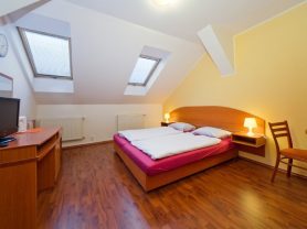 Подарите себе отдых в Чехии! ✈ Большой выбор горящих туров и путевок в Чехию от туроператора All-Czech. ✓Оптимальные цены. Звоните сейчас ☎ (044) 592-68-22