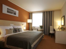 Подарите себе отдых в Чехии! ✈ Большой выбор горящих туров и путевок в Чехию от туроператора All-Czech. ✓Оптимальные цены. Звоните сейчас ☎ (044) 592-68-22