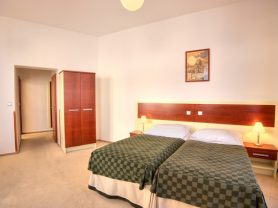 Подарите себе отдых в Чехии! ✈ Большой выбор горящих туров и путевок в Чехию от туроператора All-Czech. ✓Оптимальные цены. Звоните сейчас ☎ (044) 592-68-22