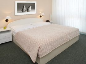 Подарите себе отдых в Чехии! ✈ Большой выбор горящих туров и путевок в Чехию от туроператора All-Czech. ✓Оптимальные цены. Звоните сейчас ☎ (044) 592-68-22