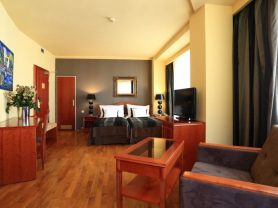 Подарите себе отдых в Чехии! ✈ Большой выбор горящих туров и путевок в Чехию от туроператора All-Czech. ✓Оптимальные цены. Звоните сейчас ☎ (044) 592-68-22