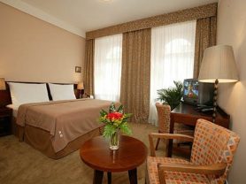 Подарите себе отдых в Чехии! ✈ Большой выбор горящих туров и путевок в Чехию от туроператора All-Czech. ✓Оптимальные цены. Звоните сейчас ☎ (044) 592-68-22