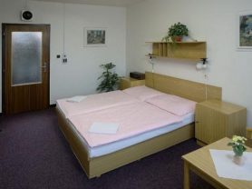 Подарите себе отдых в Чехии! ✈ Большой выбор горящих туров и путевок в Чехию от туроператора All-Czech. ✓Оптимальные цены. Звоните сейчас ☎ (044) 592-68-22