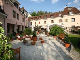 Подарите себе отдых в Чехии! ✈ Большой выбор горящих туров и путевок в Чехию от туроператора All-Czech. ✓Оптимальные цены. Звоните сейчас ☎ (044) 592-68-22