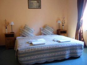 Подарите себе отдых в Чехии! ✈ Большой выбор горящих туров и путевок в Чехию от туроператора All-Czech. ✓Оптимальные цены. Звоните сейчас ☎ (044) 592-68-22