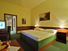 Подарите себе отдых в Чехии! ✈ Большой выбор горящих туров и путевок в Чехию от туроператора All-Czech. ✓Оптимальные цены. Звоните сейчас ☎ (044) 592-68-22