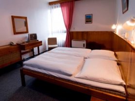 Подарите себе отдых в Чехии! ✈ Большой выбор горящих туров и путевок в Чехию от туроператора All-Czech. ✓Оптимальные цены. Звоните сейчас ☎ (044) 592-68-22