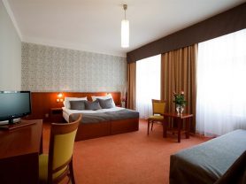 Подарите себе отдых в Чехии! ✈ Большой выбор горящих туров и путевок в Чехию от туроператора All-Czech. ✓Оптимальные цены. Звоните сейчас ☎ (044) 592-68-22