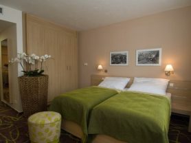 Подарите себе отдых в Чехии! ✈ Большой выбор горящих туров и путевок в Чехию от туроператора All-Czech. ✓Оптимальные цены. Звоните сейчас ☎ (044) 592-68-22