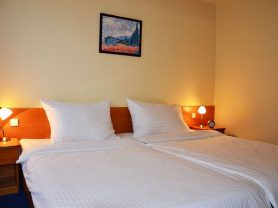 Подарите себе отдых в Чехии! ✈ Большой выбор горящих туров и путевок в Чехию от туроператора All-Czech. ✓Оптимальные цены. Звоните сейчас ☎ (044) 592-68-22