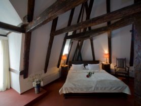 Подарите себе отдых в Чехии! ✈ Большой выбор горящих туров и путевок в Чехию от туроператора All-Czech. ✓Оптимальные цены. Звоните сейчас ☎ (044) 592-68-22