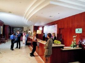 Подарите себе отдых в Чехии! ✈ Большой выбор горящих туров и путевок в Чехию от туроператора All-Czech. ✓Оптимальные цены. Звоните сейчас ☎ (044) 592-68-22