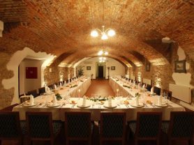 Подарите себе отдых в Чехии! ✈ Большой выбор горящих туров и путевок в Чехию от туроператора All-Czech. ✓Оптимальные цены. Звоните сейчас ☎ (044) 592-68-22