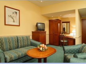 Подарите себе отдых в Чехии! ✈ Большой выбор горящих туров и путевок в Чехию от туроператора All-Czech. ✓Оптимальные цены. Звоните сейчас ☎ (044) 592-68-22