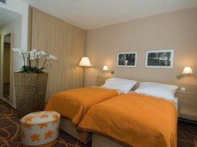 Подарите себе отдых в Чехии! ✈ Большой выбор горящих туров и путевок в Чехию от туроператора All-Czech. ✓Оптимальные цены. Звоните сейчас ☎ (044) 592-68-22