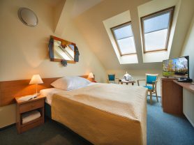 Подарите себе отдых в Чехии! ✈ Большой выбор горящих туров и путевок в Чехию от туроператора All-Czech. ✓Оптимальные цены. Звоните сейчас ☎ (044) 592-68-22