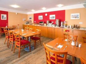 Подарите себе отдых в Чехии! ✈ Большой выбор горящих туров и путевок в Чехию от туроператора All-Czech. ✓Оптимальные цены. Звоните сейчас ☎ (044) 592-68-22