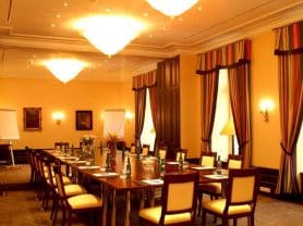 Подарите себе отдых в Чехии! ✈ Большой выбор горящих туров и путевок в Чехию от туроператора All-Czech. ✓Оптимальные цены. Звоните сейчас ☎ (044) 592-68-22