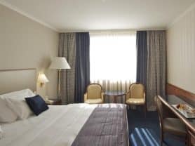 Подарите себе отдых в Чехии! ✈ Большой выбор горящих туров и путевок в Чехию от туроператора All-Czech. ✓Оптимальные цены. Звоните сейчас ☎ (044) 592-68-22