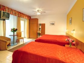 Подарите себе отдых в Чехии! ✈ Большой выбор горящих туров и путевок в Чехию от туроператора All-Czech. ✓Оптимальные цены. Звоните сейчас ☎ (044) 592-68-22