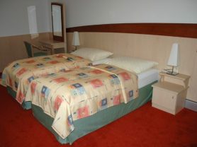 Подарите себе отдых в Чехии! ✈ Большой выбор горящих туров и путевок в Чехию от туроператора All-Czech. ✓Оптимальные цены. Звоните сейчас ☎ (044) 592-68-22