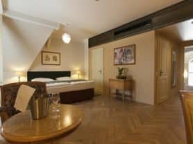 Подарите себе отдых в Чехии! ✈ Большой выбор горящих туров и путевок в Чехию от туроператора All-Czech. ✓Оптимальные цены. Звоните сейчас ☎ (044) 592-68-22