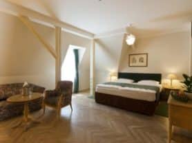 Подарите себе отдых в Чехии! ✈ Большой выбор горящих туров и путевок в Чехию от туроператора All-Czech. ✓Оптимальные цены. Звоните сейчас ☎ (044) 592-68-22