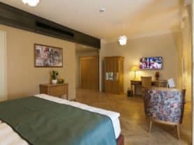 Подарите себе отдых в Чехии! ✈ Большой выбор горящих туров и путевок в Чехию от туроператора All-Czech. ✓Оптимальные цены. Звоните сейчас ☎ (044) 592-68-22