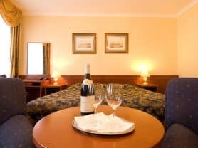 Подарите себе отдых в Чехии! ✈ Большой выбор горящих туров и путевок в Чехию от туроператора All-Czech. ✓Оптимальные цены. Звоните сейчас ☎ (044) 592-68-22