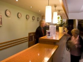 Подарите себе отдых в Чехии! ✈ Большой выбор горящих туров и путевок в Чехию от туроператора All-Czech. ✓Оптимальные цены. Звоните сейчас ☎ (044) 592-68-22