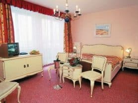 Подарите себе отдых в Чехии! ✈ Большой выбор горящих туров и путевок в Чехию от туроператора All-Czech. ✓Оптимальные цены. Звоните сейчас ☎ (044) 592-68-22